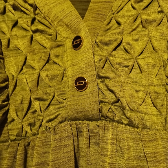 Women's Green Top Kohl's Large NWT - Picture 4 of 4